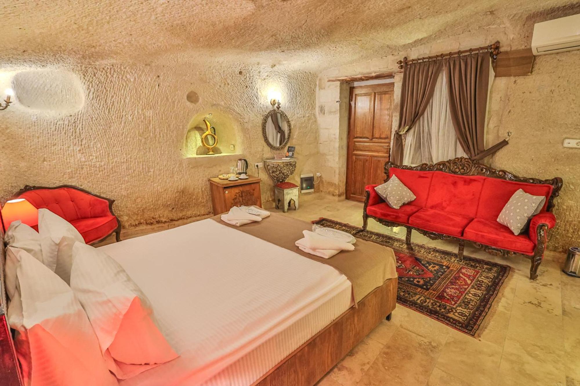 Bedrock Cave Hotel (Adults Only) Göreme Eksteriør bilde