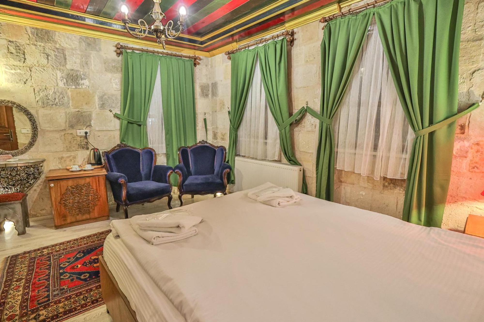 Bedrock Cave Hotel (Adults Only) Göreme Eksteriør bilde