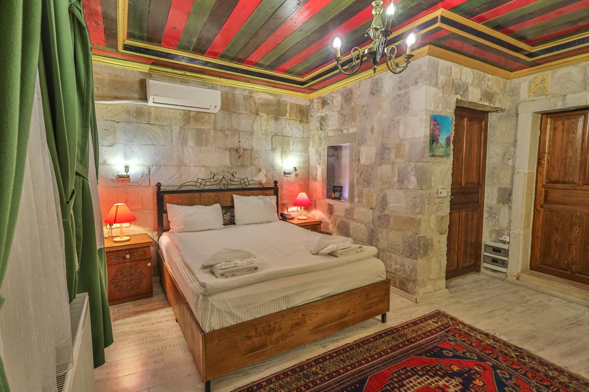 Bedrock Cave Hotel (Adults Only) Göreme Eksteriør bilde