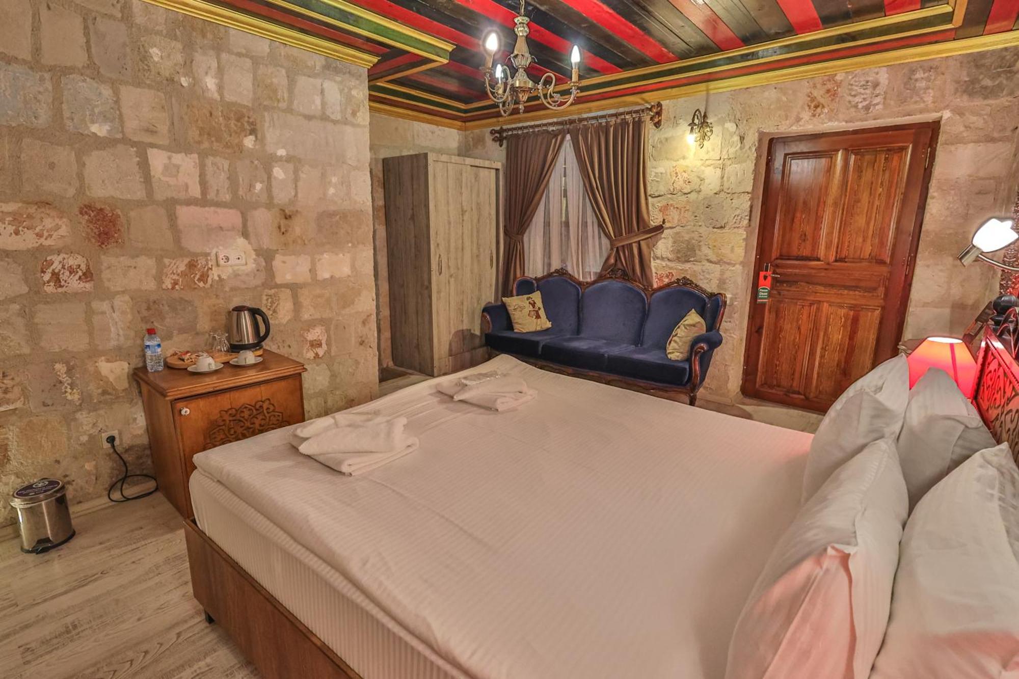 Bedrock Cave Hotel (Adults Only) Göreme Eksteriør bilde