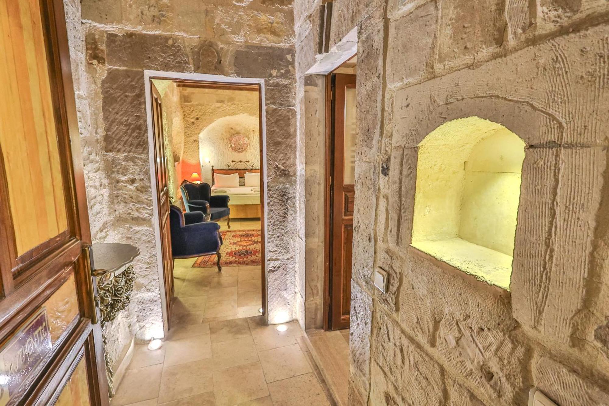 Bedrock Cave Hotel (Adults Only) Göreme Eksteriør bilde