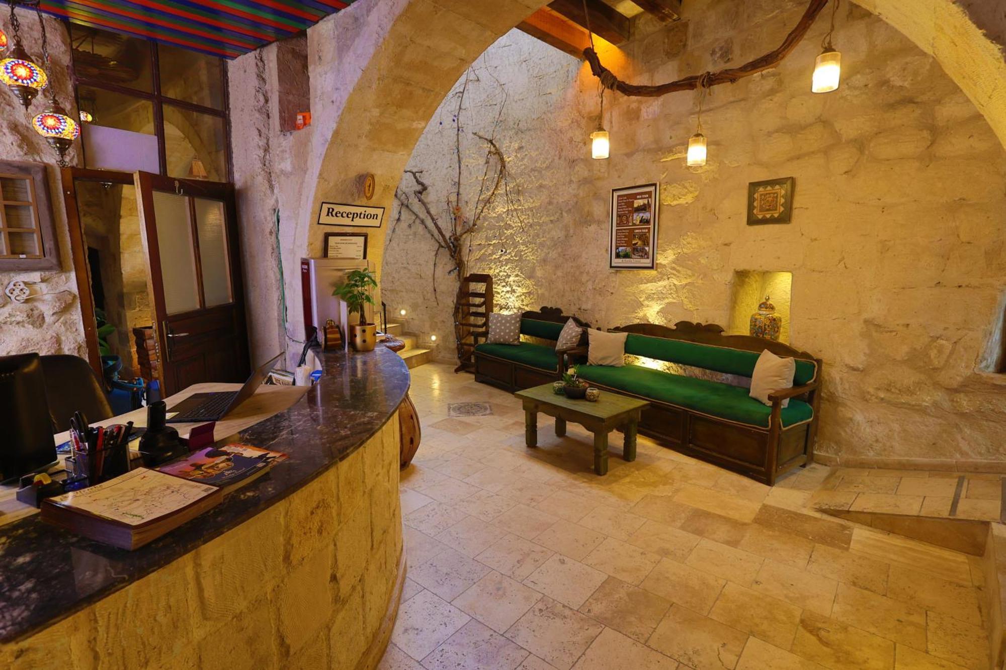 Bedrock Cave Hotel (Adults Only) Göreme Eksteriør bilde