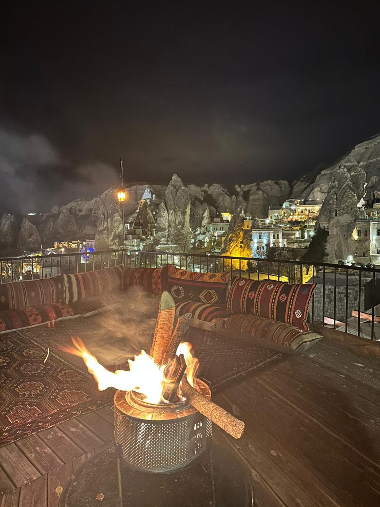 Bedrock Cave Hotel (Adults Only) Göreme Eksteriør bilde